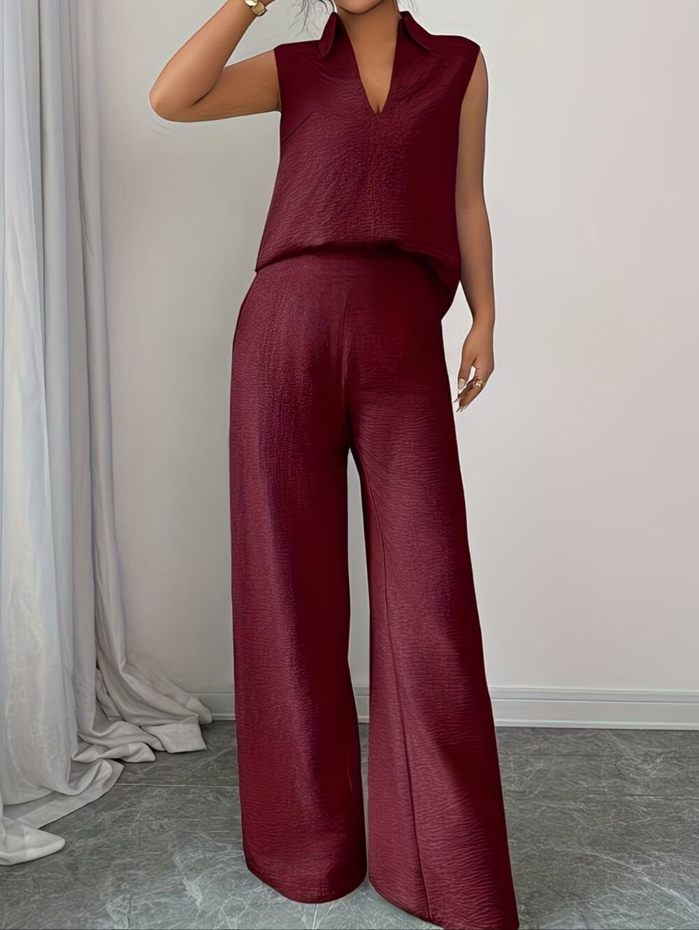 Sleeveless V-Neck Top And Wide Leg Pants Set- Burgundy - Picture 3 of 9